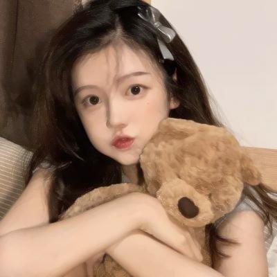 倒挂的爱丽丝